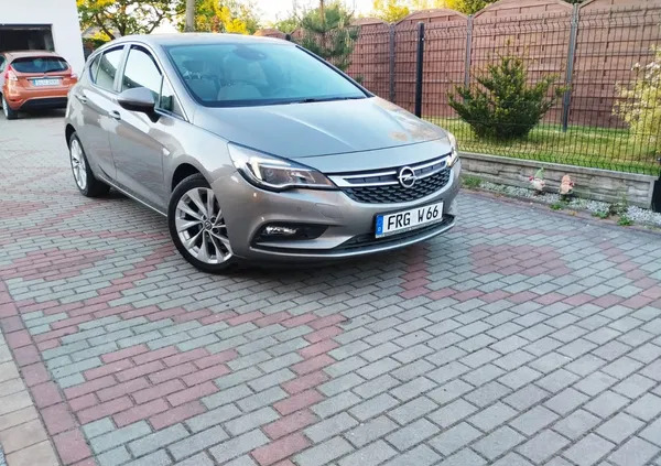 samochody osobowe Opel Astra cena 37900 przebieg: 148000, rok produkcji 2016 z Lubliniec